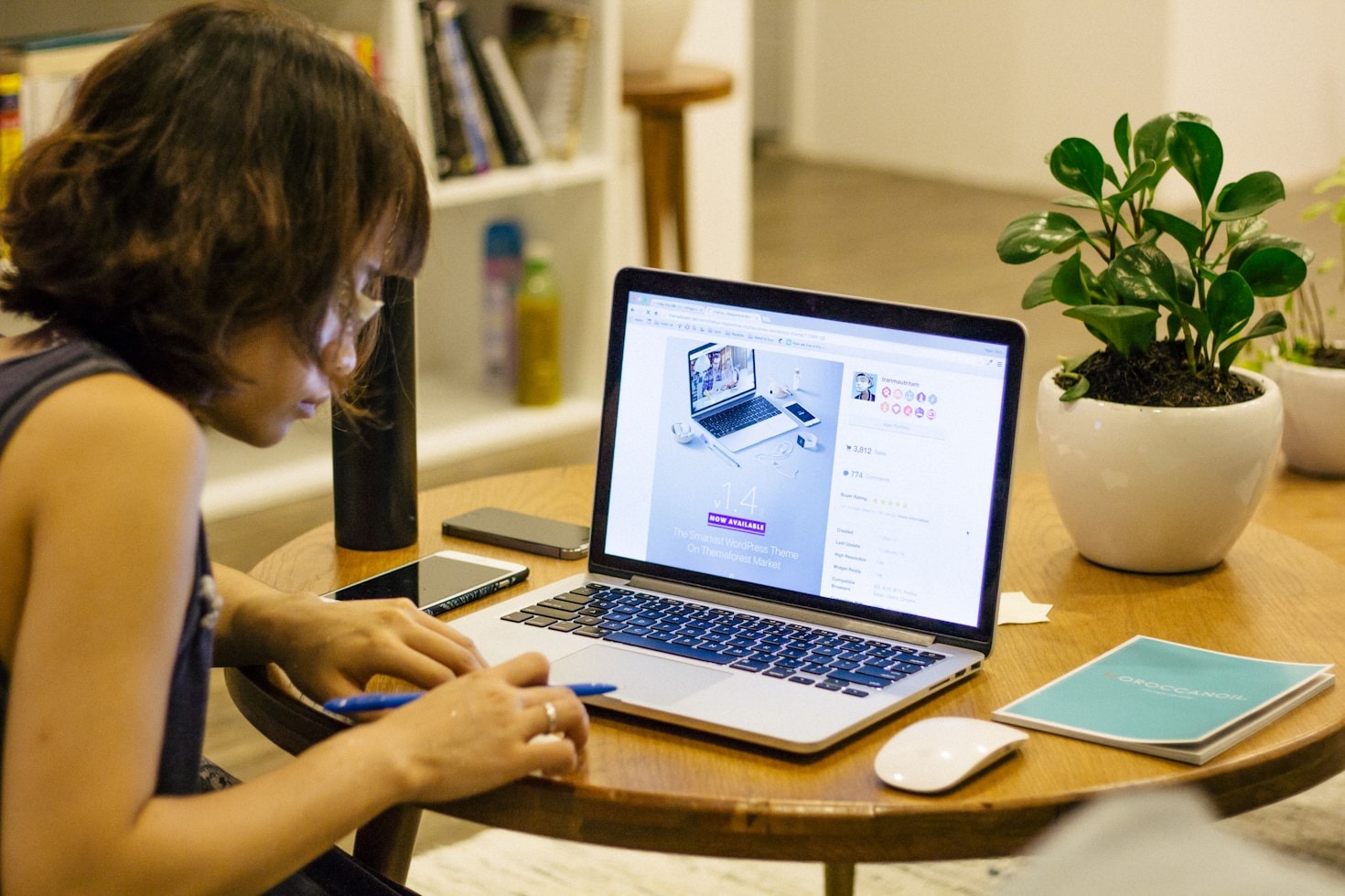 The Many Benefits of Reselling Digital Products